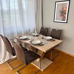 Im Gruenen Am Stadtrand, 50 M2, Eigener Garten Mit Terrasse, Eigener Eingang, Kostenloses Parken Зальцбург