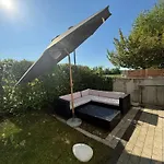 Im Gruenen Am Stadtrand, 50 M2, Eigener Garten Mit Terrasse, Eigener Eingang, Kostenloses Parken *