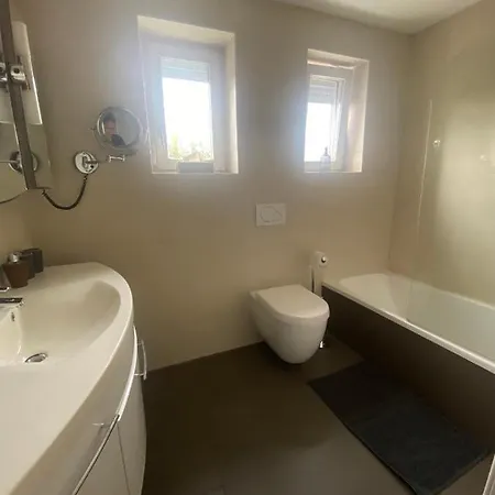 Im Gruenen Am Stadtrand, 50 M2, Eigener Garten Mit Terrasse, Eigener Eingang, Kostenloses Parken *