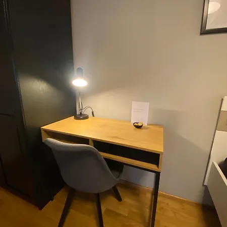 Im Gruenen Am Stadtrand, 50 M2, Eigener Garten Mit Terrasse, Eigener Eingang, Kostenloses Parken * ザルツブルク