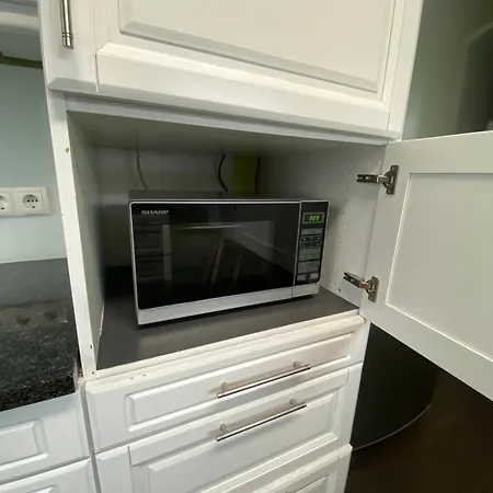 Im Grünen Am Stadtrand, 50 M2, Eigener Garten Mit Terrasse, Eigener Eingang, Kostenloses Parken Apartamento *