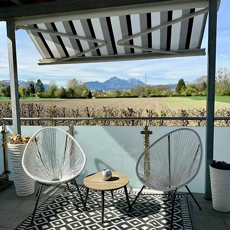 Apartamento Im Grünen Am Stadtrand, 50 M2, Eigener Garten Mit Terrasse, Eigener Eingang, Kostenloses Parken