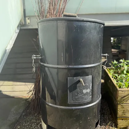 Im Grünen Am Stadtrand, 50 M2, Eigener Garten Mit Terrasse, Eigener Eingang, Kostenloses Parken