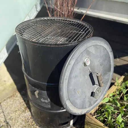 Apartamento Im Grünen Am Stadtrand, 50 M2, Eigener Garten Mit Terrasse, Eigener Eingang, Kostenloses Parken