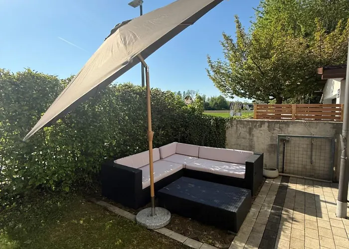 Grüne Stadtoase: Gartenwohnung Mit Parkplatz Apartment Salzburg