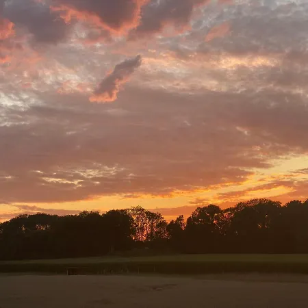 Im Gruenen Am Stadtrand, 50 M2, Eigener Garten Mit Terrasse, Eigener Eingang, Kostenloses Parken Salzburg